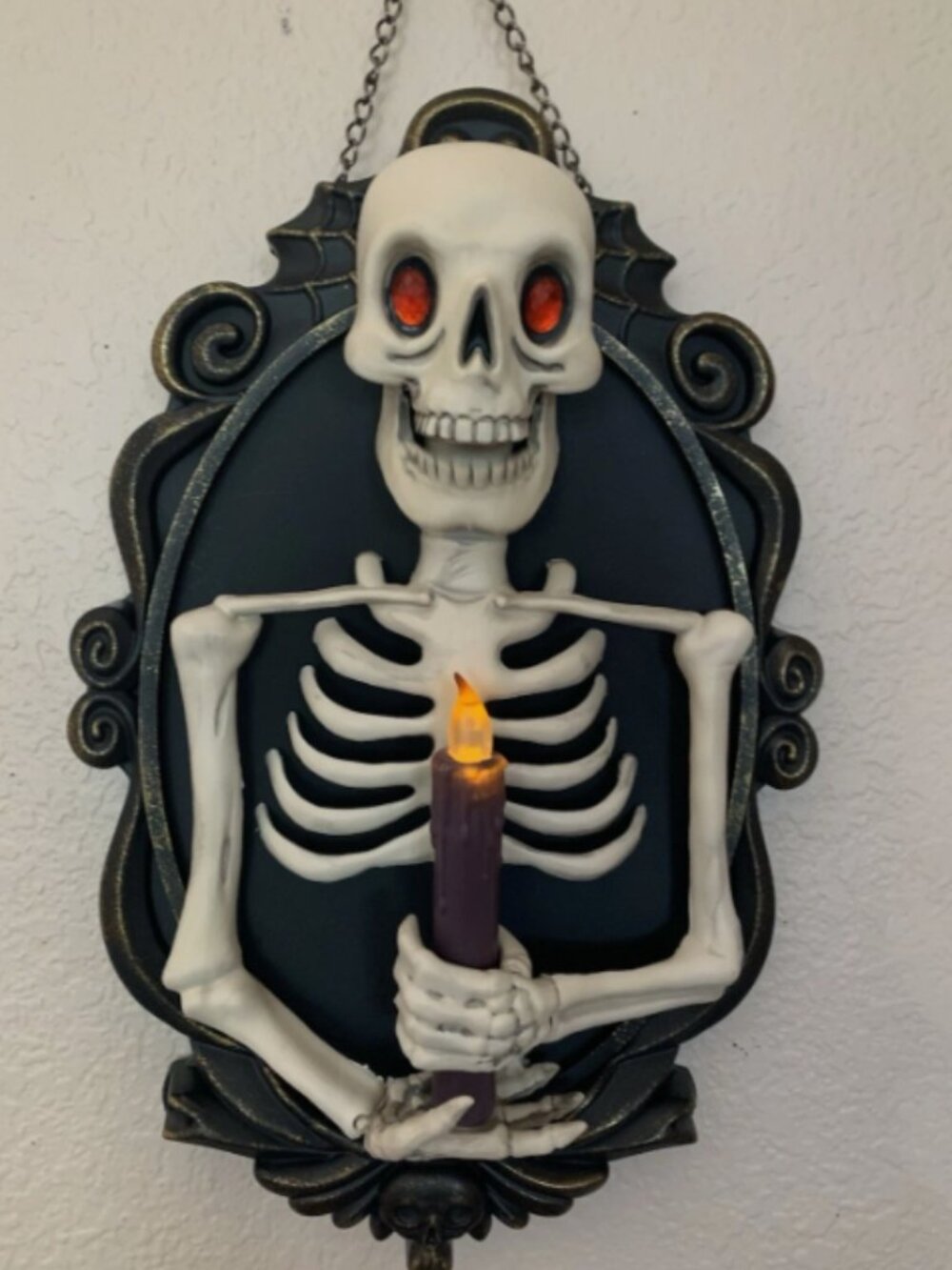 Hyde and EEK! Animated Half Skeleton in Frame Halloween NWT